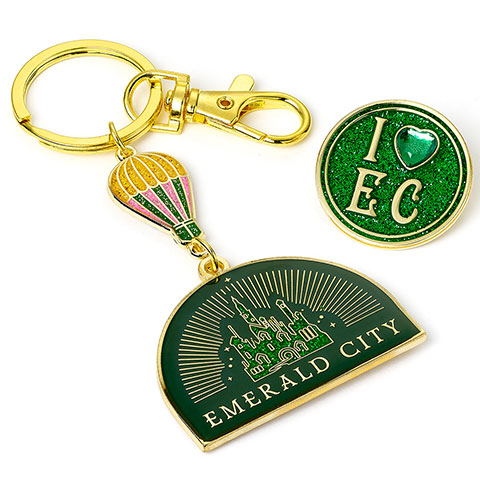 Emerald City Hot air Balloon Keyring & Pin badge - Wicked